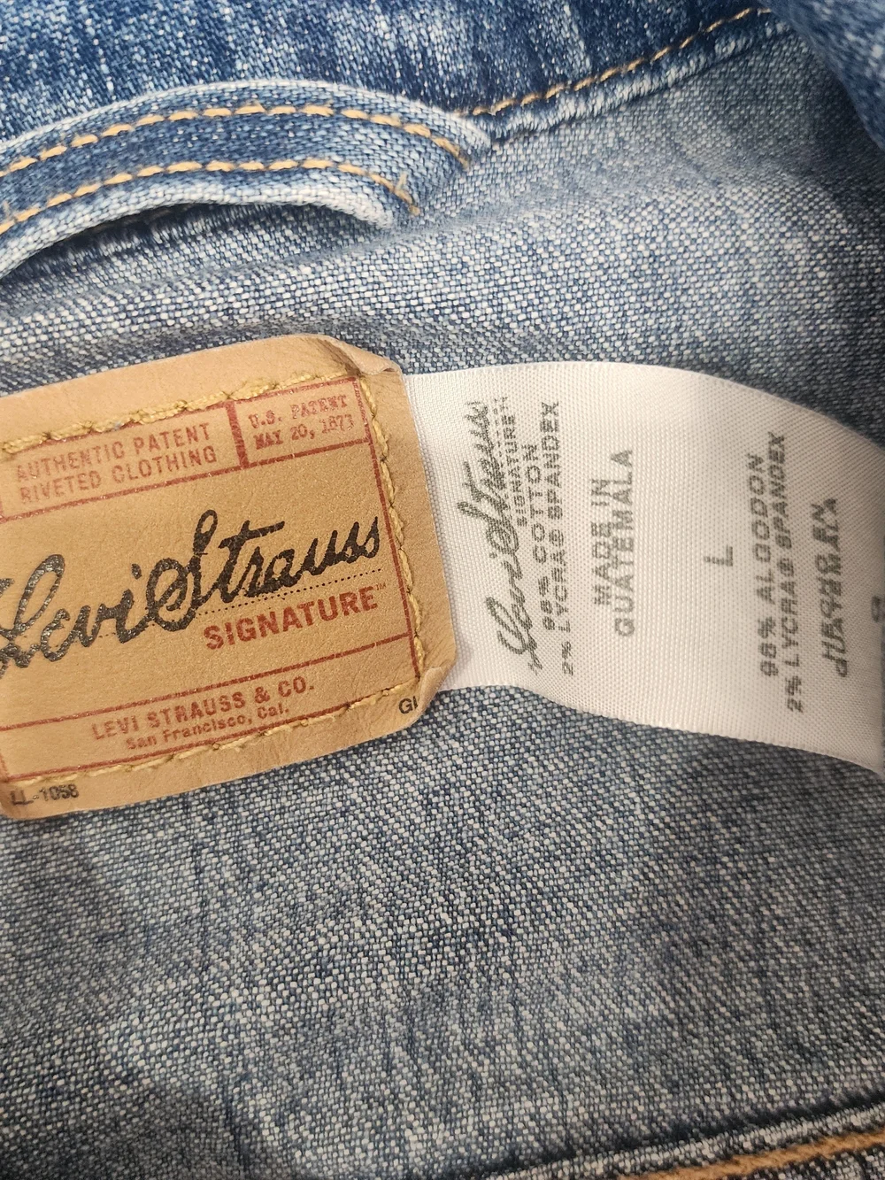 Girls' Classic Blue Denim Jacket by Levis Jeans Co.